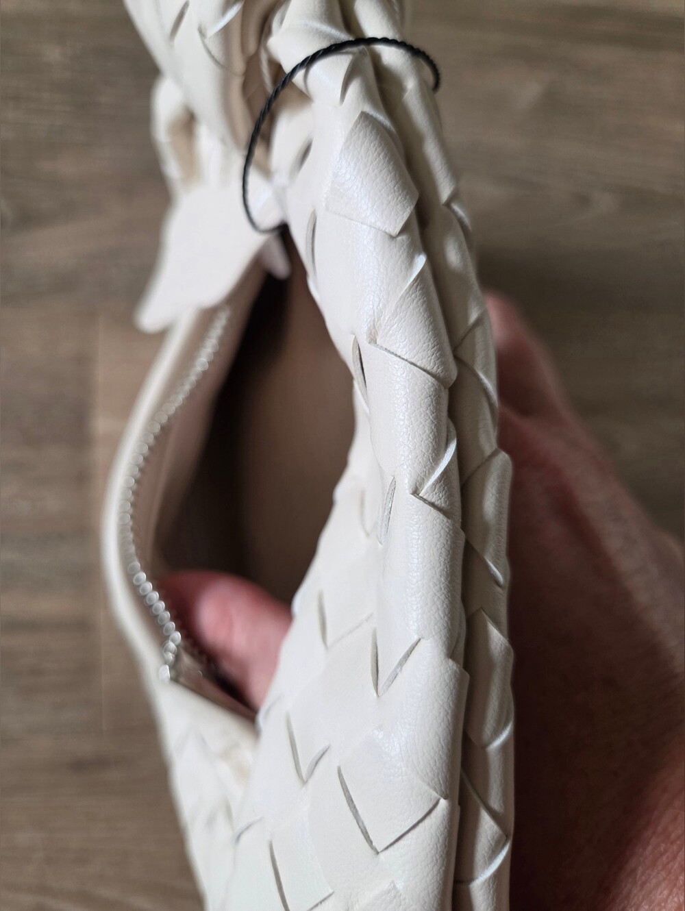 Cream Woven Leather Hobo Shoulder Bag - Picture 3 of 3